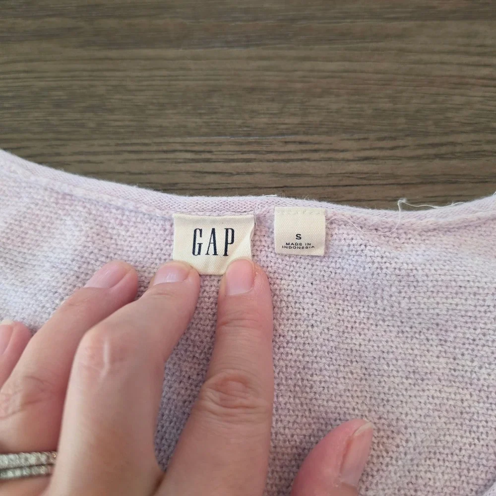 Gap Womens Lavender Purple V-Neck 100% Cotton Textured Knit Sweater Small